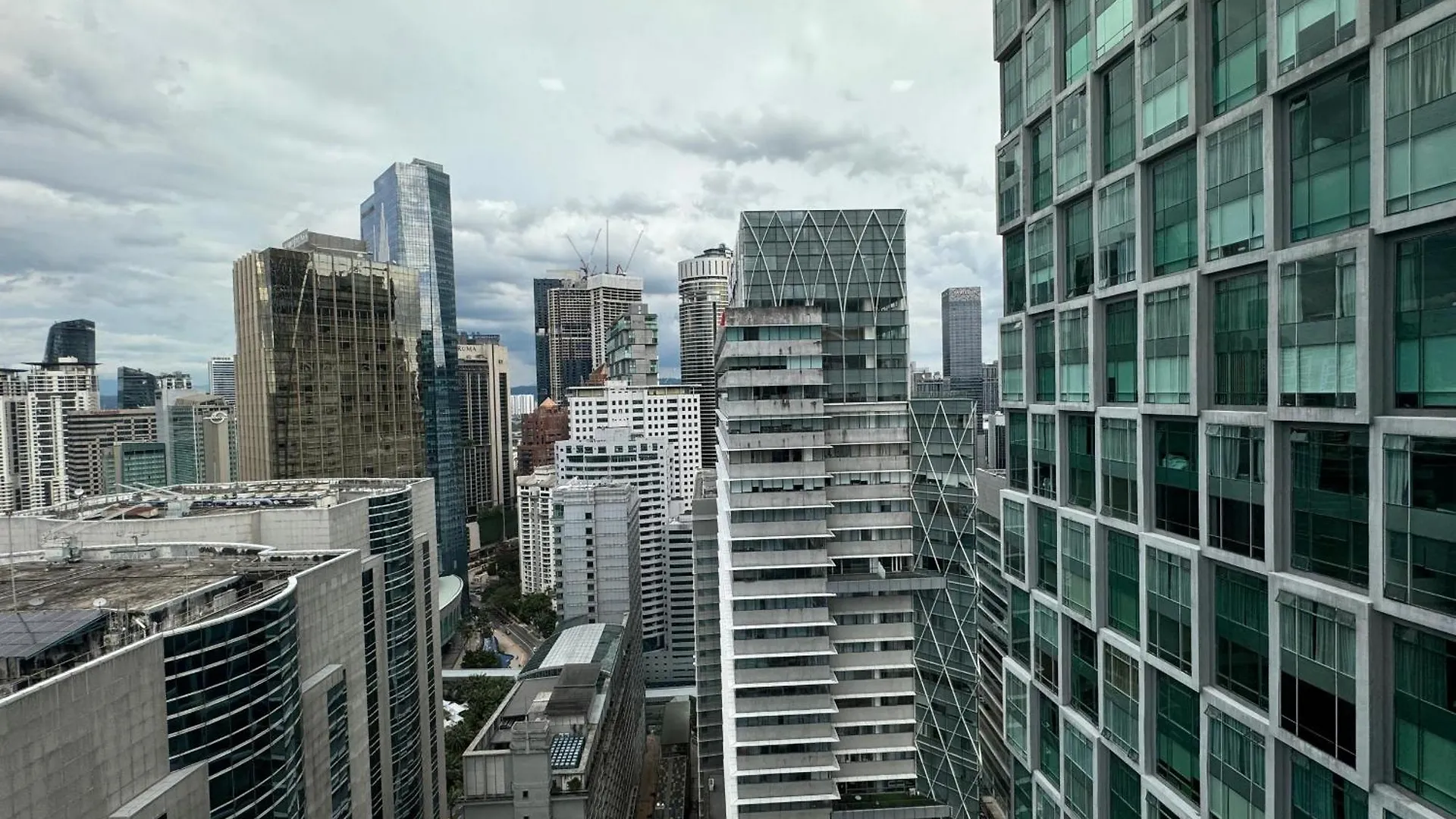 Soho Suites Klcc By Deurban Kuala Lumpur